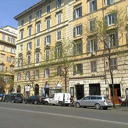 A Casa Di Nancy 4* 로마